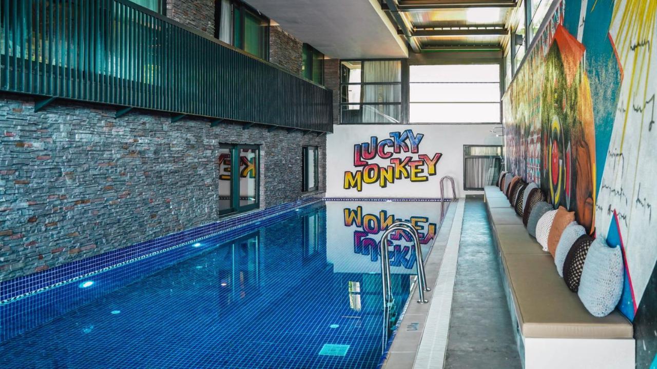 Lucky Monkey Hotel Анталья Экстерьер фото